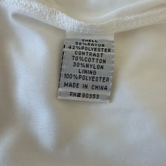 White Maxi Dress with Lace Detail Size PXL - Picture 9 of 10